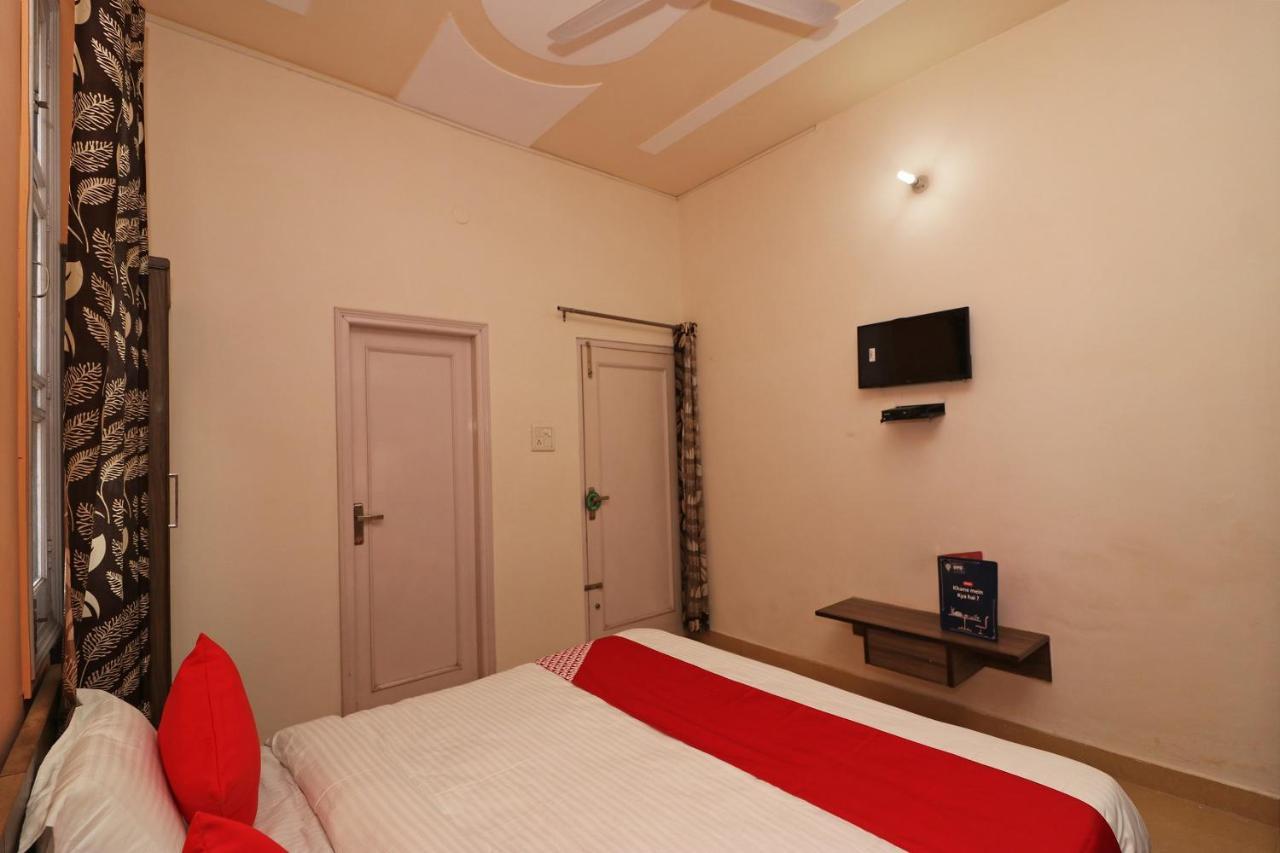 Oyo Flagship Mann Bed And Breakfast Rājpura Esterno foto