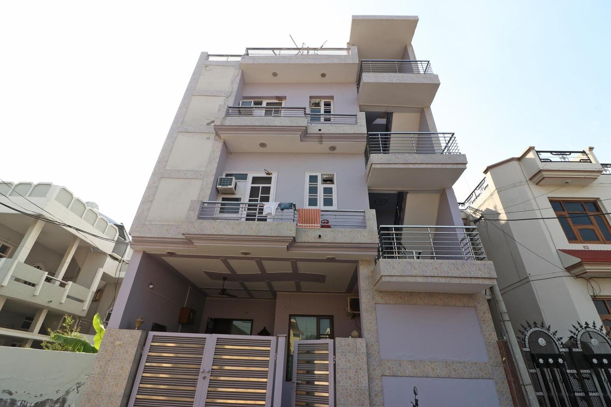 Oyo Flagship Mann Bed And Breakfast Rājpura Esterno foto